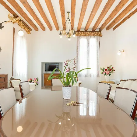 S.stefano Apartment Venice